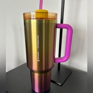 Stunning Starbucks x Stanley Summer 2024 Collab 40 oz Tumbler